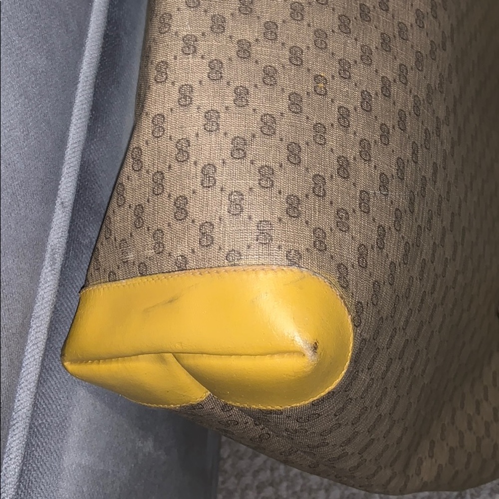 Authentic Gucci handbag. - Picture 4 of 7